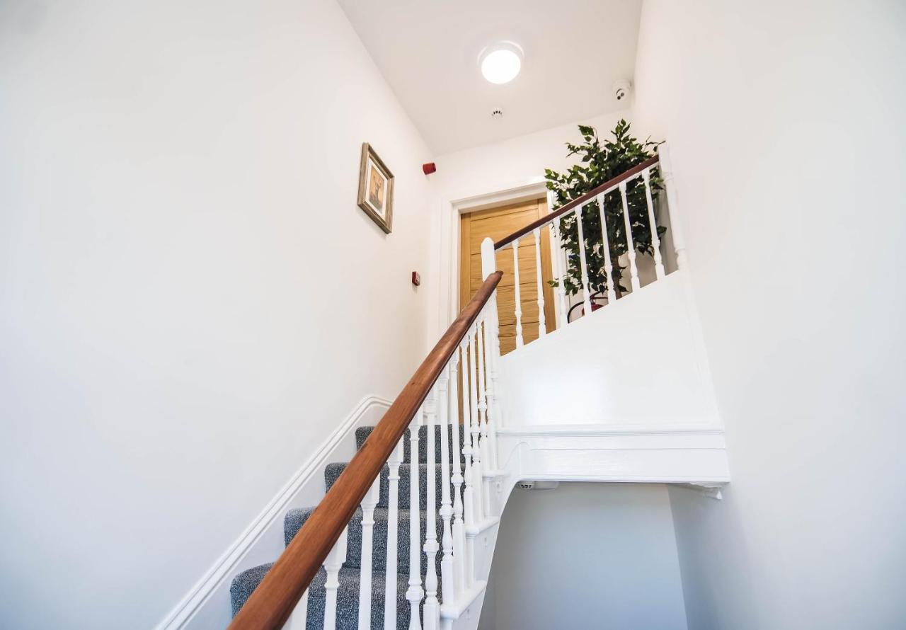 York Crescent Apartments Екстериор снимка